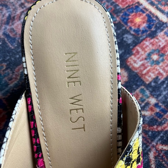 Nine West Gigi Block Heel Cross Mules | Neon Snake Print | NEW SZ 8 - Picture 6 of 6